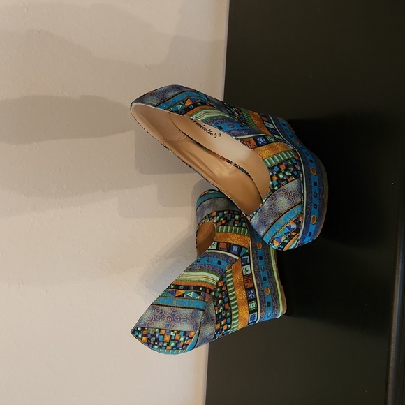 Wedges - Picture 2 of 3